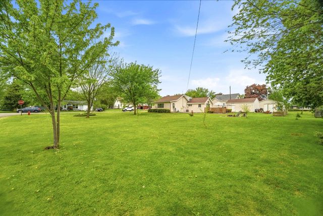 630 ELM STREET, Omro, WI 54963