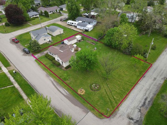 630 ELM STREET, Omro, WI 54963