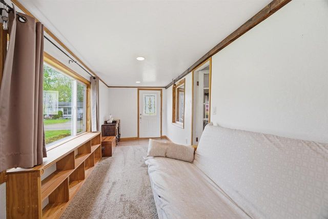 630 ELM STREET, Omro, WI 54963