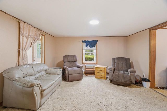 630 ELM STREET, Omro, WI 54963