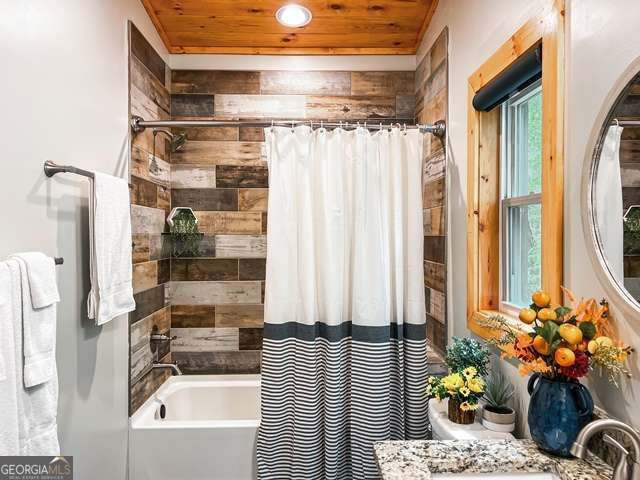 7 Addle Court, Ellijay, GA 30540
