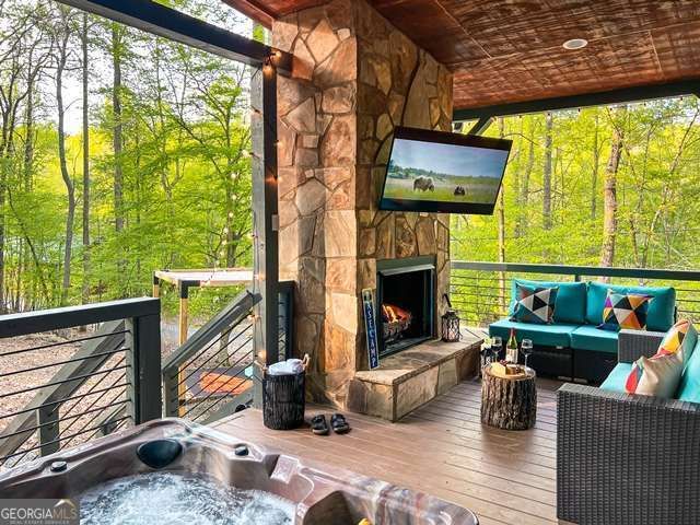 7 Addle Court, Ellijay, GA 30540