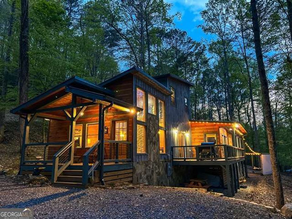7 Addle Court, Ellijay, GA 30540