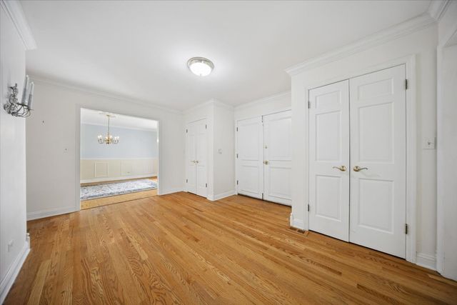 132 Wagon Wheel Lane, Barrington, IL 60010