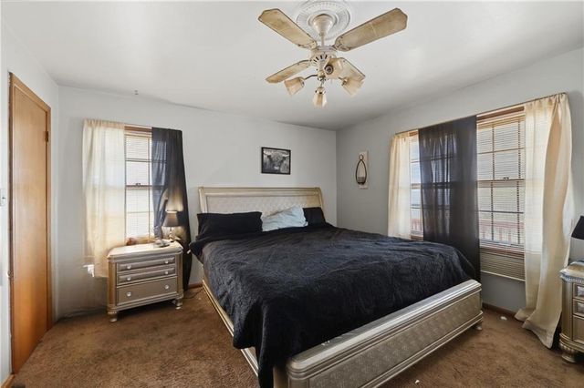 3520 Shady Bend Drive, Independence, MO 64052