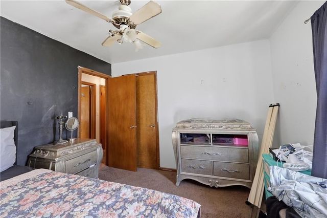 3520 Shady Bend Drive, Independence, MO 64052