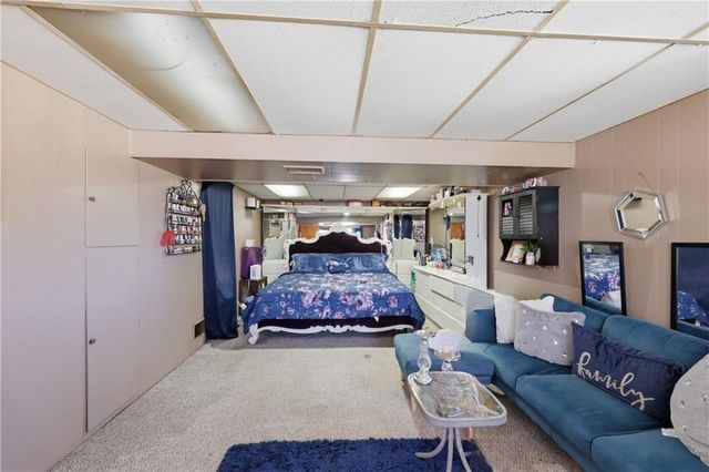 3520 Shady Bend Drive, Independence, MO 64052