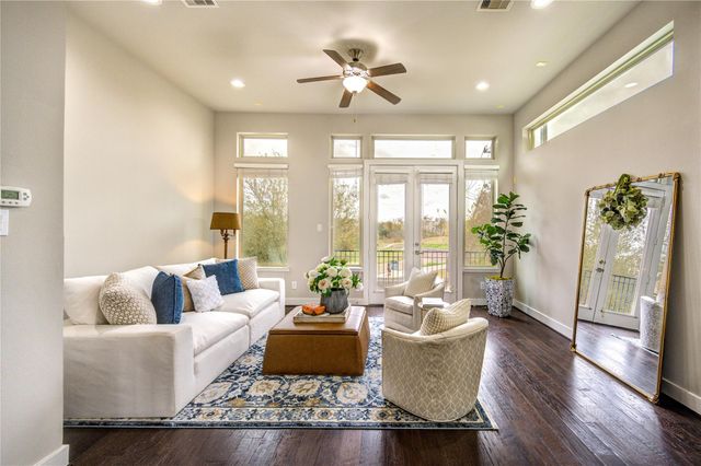 151 E 2nd Street, Houston, TX 77007