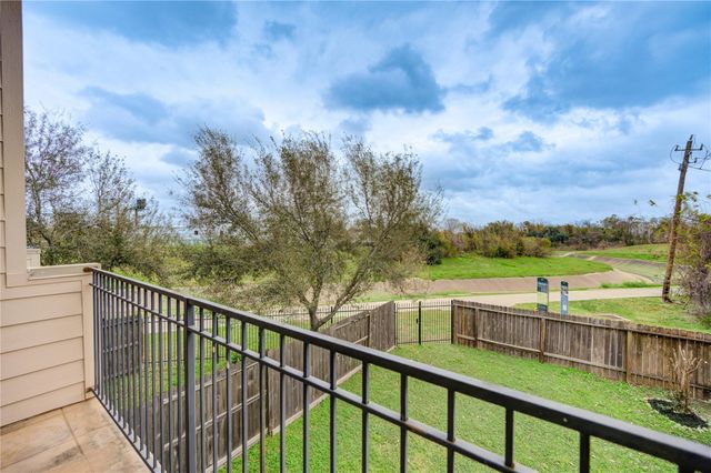 151 E 2nd Street, Houston, TX 77007