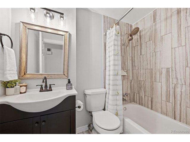 6243 W 75th Ave, Arvada, CO 80003