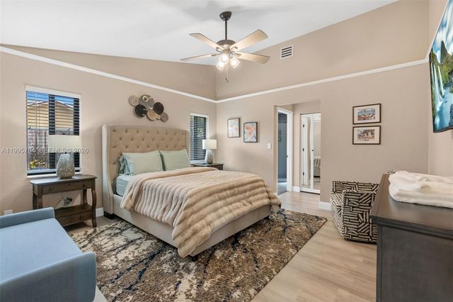 4220 Grove Park Ln 1, Boynton Beach, FL 33436