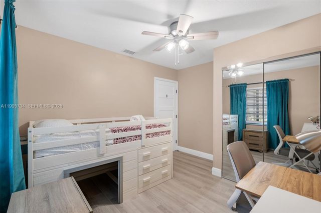 4220 Grove Park Ln 1, Boynton Beach, FL 33436