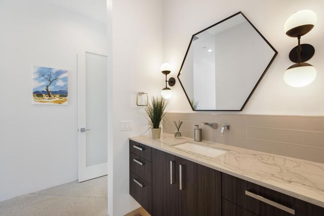 7852 Pinon Drive, Yucca Valley, CA 92284