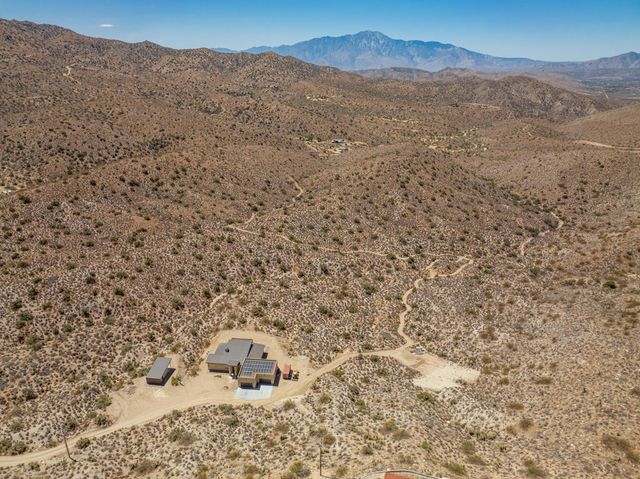 7852 Pinon Drive, Yucca Valley, CA 92284