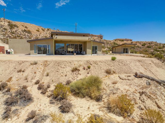 7852 Pinon Drive, Yucca Valley, CA 92284