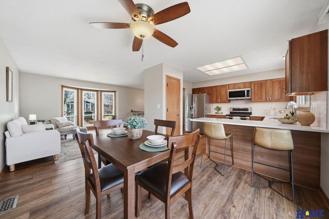 5510 S 8th Street, Lincoln, NE 68512