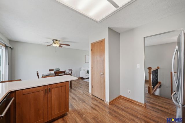 5510 S 8th Street, Lincoln, NE 68512