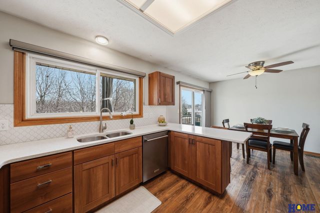 5510 S 8th Street, Lincoln, NE 68512