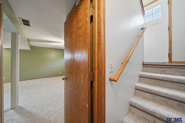 5510 S 8th Street, Lincoln, NE 68512