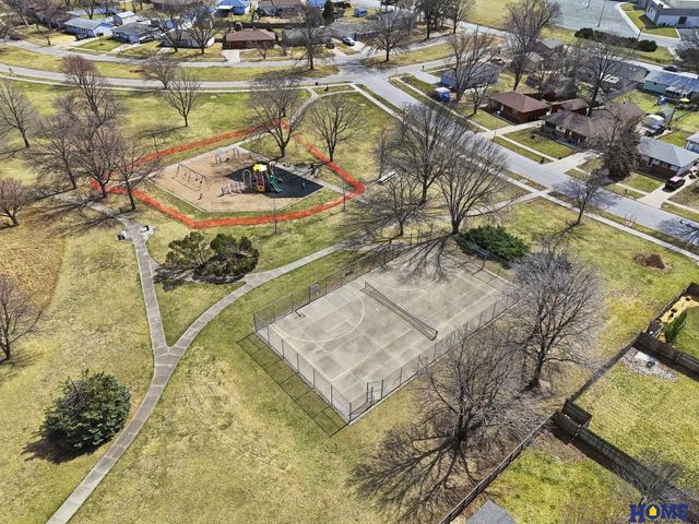 5510 S 8th Street, Lincoln, NE 68512