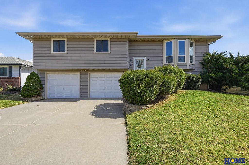 5510 S 8th Street, Lincoln, NE 68512