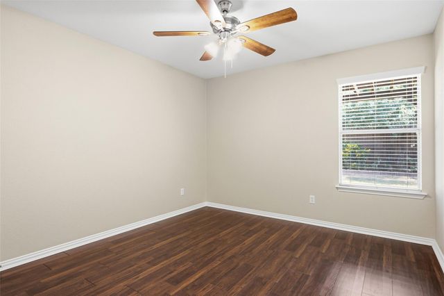1069 Talley LOOP, Buda, TX 78610