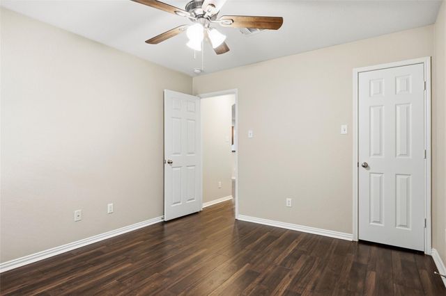 1069 Talley LOOP, Buda, TX 78610
