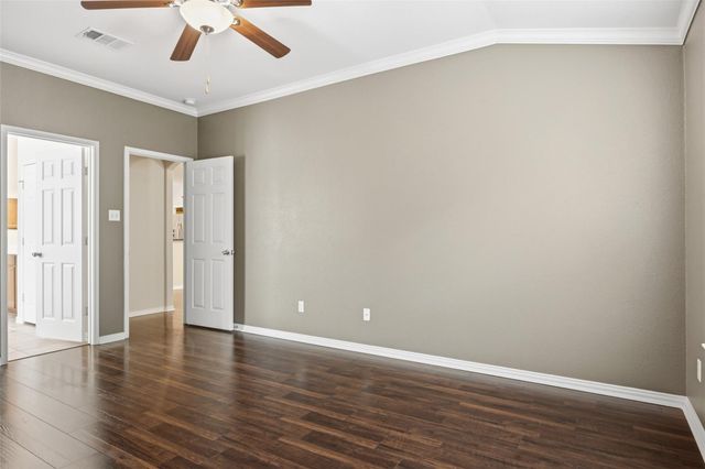 1069 Talley LOOP, Buda, TX 78610