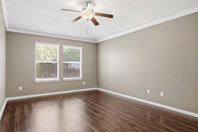 1069 Talley LOOP, Buda, TX 78610