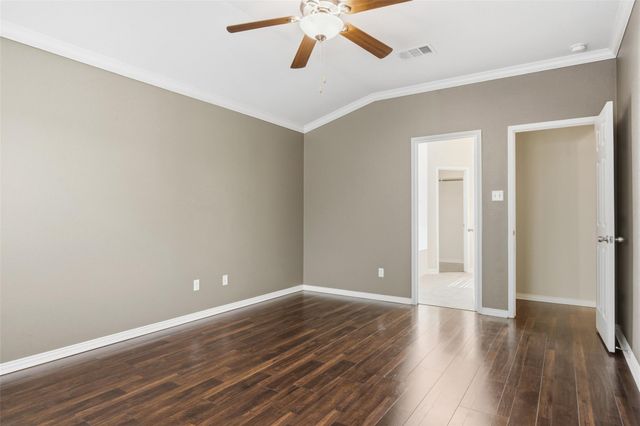 1069 Talley LOOP, Buda, TX 78610