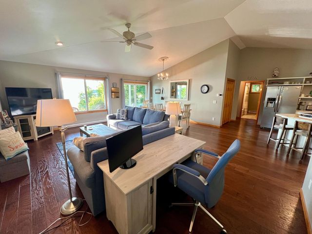 31129 E Jewett Drive, Fergus Falls, MN 56537