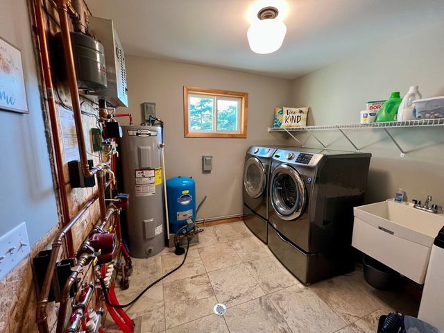 31129 E Jewett Drive, Fergus Falls, MN 56537