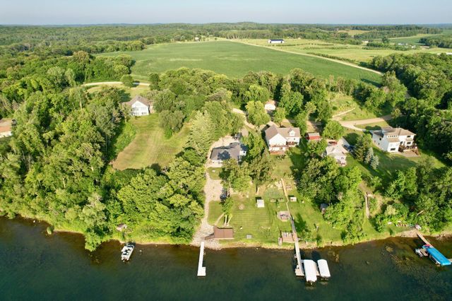 31129 E Jewett Drive, Fergus Falls, MN 56537