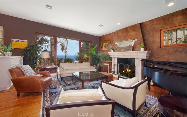 1131 Emerald Bay, Laguna Beach, CA 92651