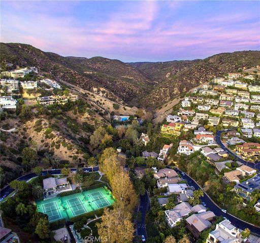 1131 Emerald Bay, Laguna Beach, CA 92651