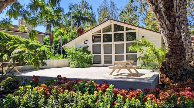 1131 Emerald Bay, Laguna Beach, CA 92651
