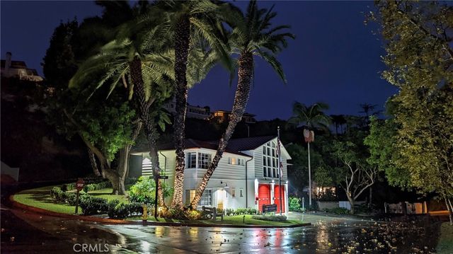 1131 Emerald Bay, Laguna Beach, CA 92651