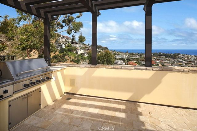 1131 Emerald Bay, Laguna Beach, CA 92651