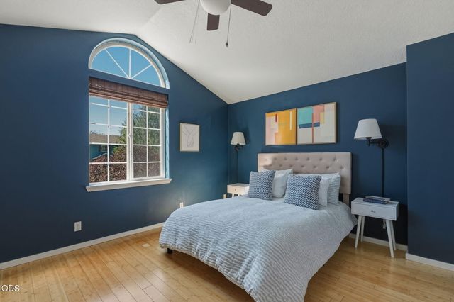 3044 NE Lansing Court, Bend, OR 97701