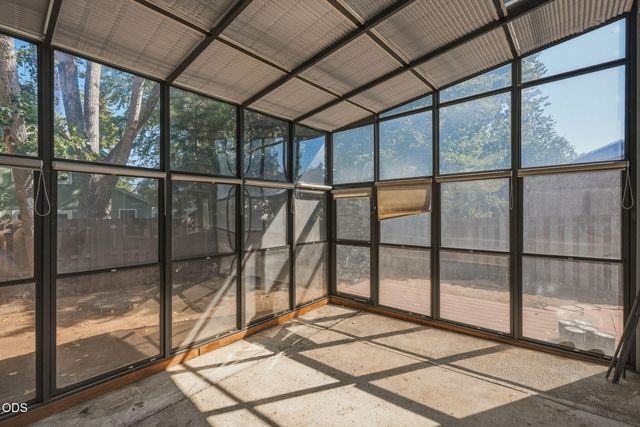 3044 NE Lansing Court, Bend, OR 97701