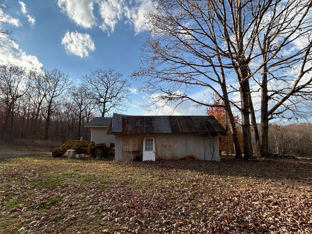 2483 County Road 314, Alton, MO 65606