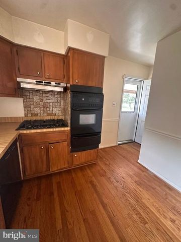 6803 LOUISE LN, Clinton, MD 20735