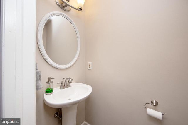 31 ILLINOIS TRAIL, Medford, NJ 08055