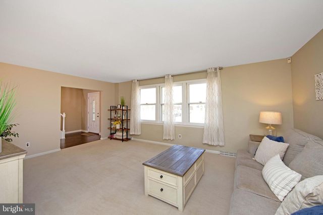 31 ILLINOIS TRAIL, Medford, NJ 08055