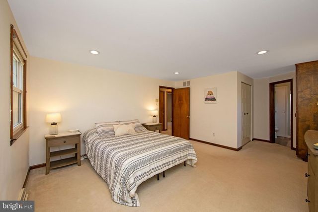 31 ILLINOIS TRAIL, Medford, NJ 08055