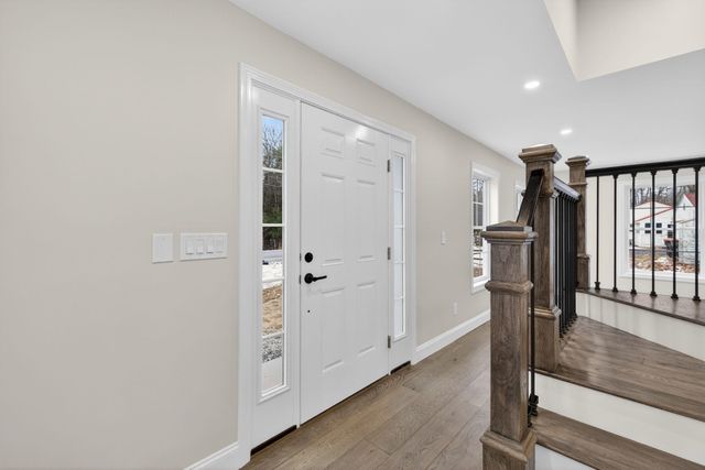 335 Raymond Road, Chester, NH 03036