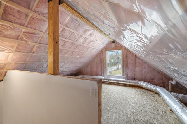 335 Raymond Road, Chester, NH 03036