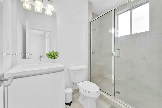 6750 NW 103rd Avenue, Doral, FL 33178