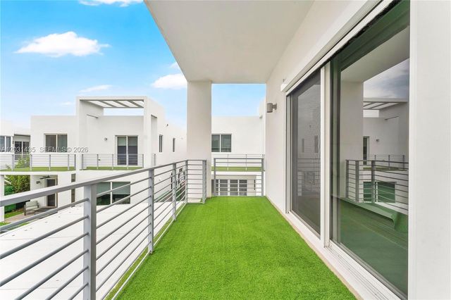 6750 NW 103rd Avenue, Doral, FL 33178