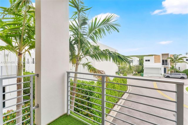 6750 NW 103rd Avenue, Doral, FL 33178